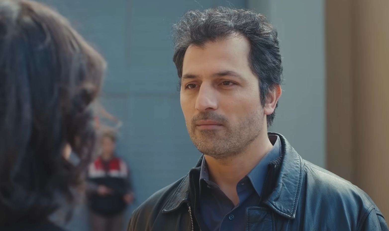 Sarp senza soldi! la furia di Ceyda e la liberazione di Arif, La forza di una donna, capitolo 57